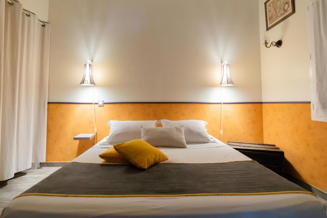 แตร์ ร็อง วู Hotel ลาโรแชล ภายนอก รูปภาพ